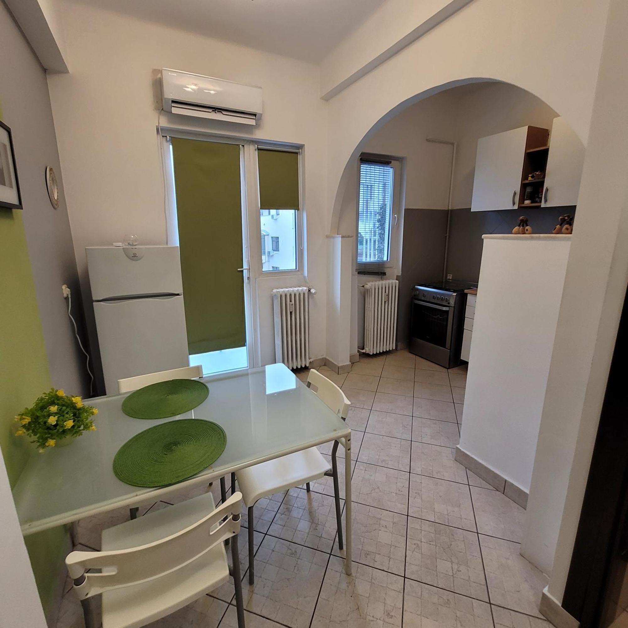 Anastasia Bratianu Apart 24 A Self Check From 2 Pm Bukarest Zimmer foto